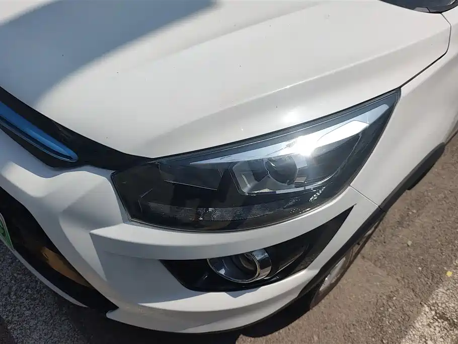 BAIC New Energy EX — миниатюра 5