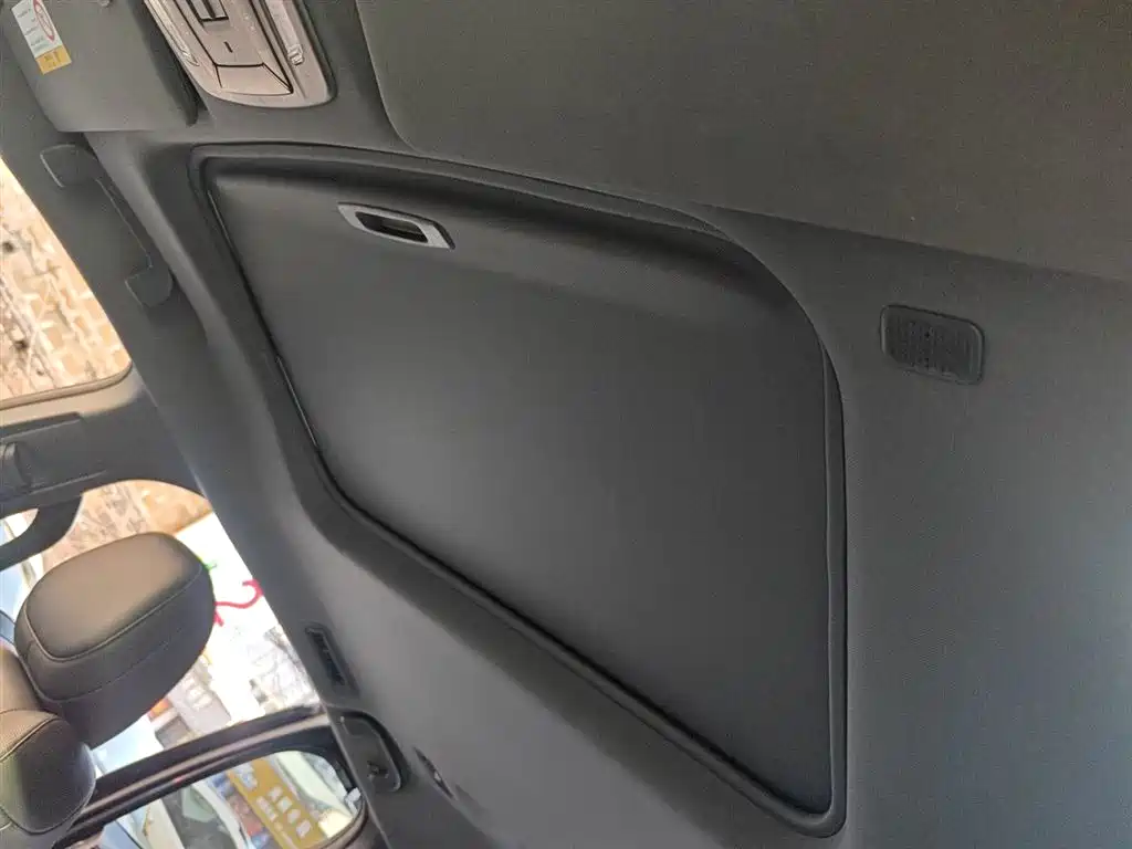 Toyota Sienna - фото 18