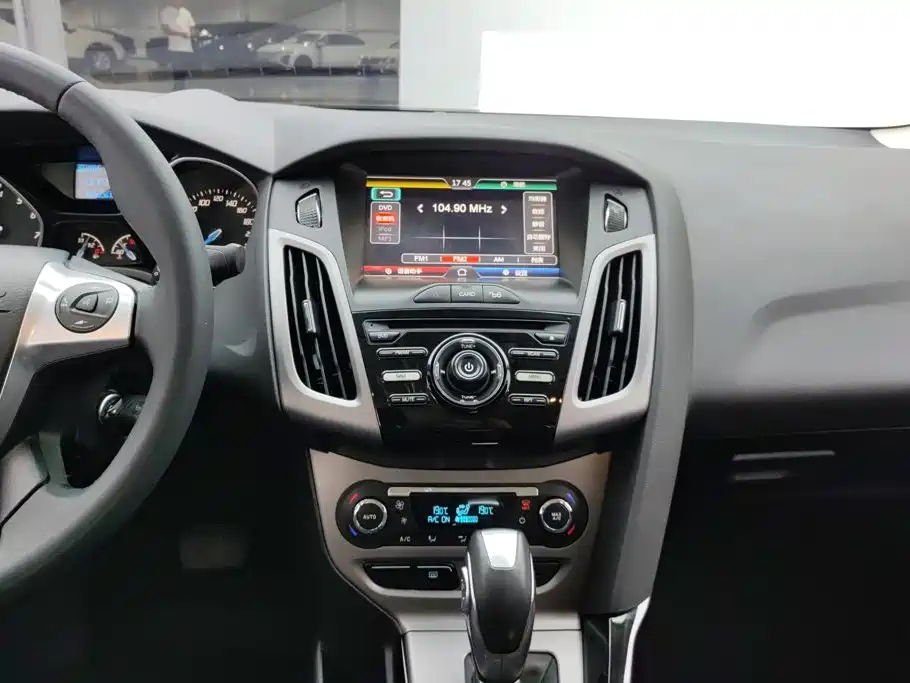 Ford Focus — миниатюра 13
