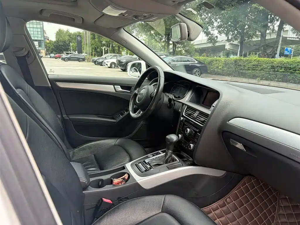 Audi A4L 2016 35 TFSI AT