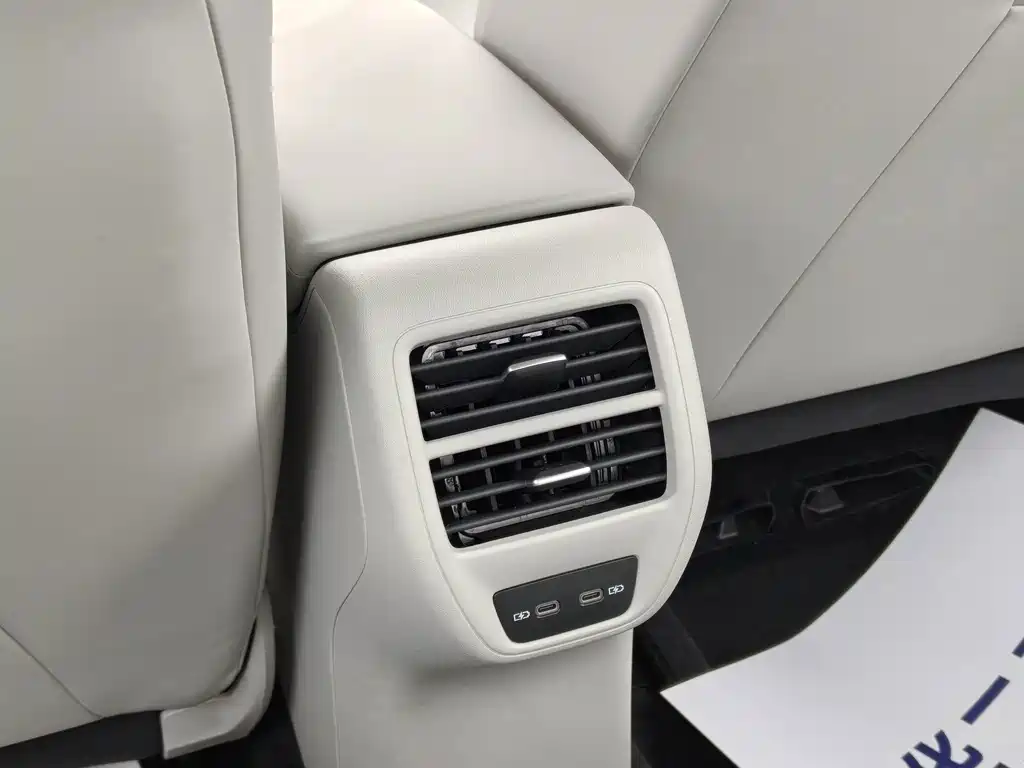 Volkswagen Lavida — миниатюра 12