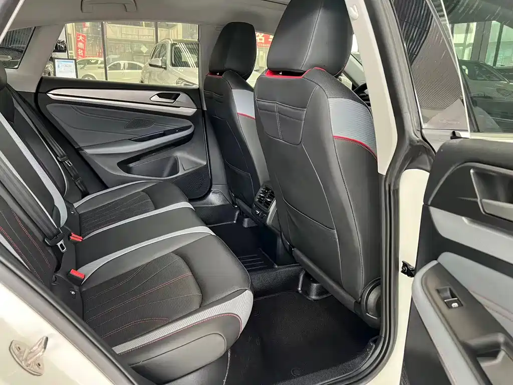Volkswagen Lamando — миниатюра 8