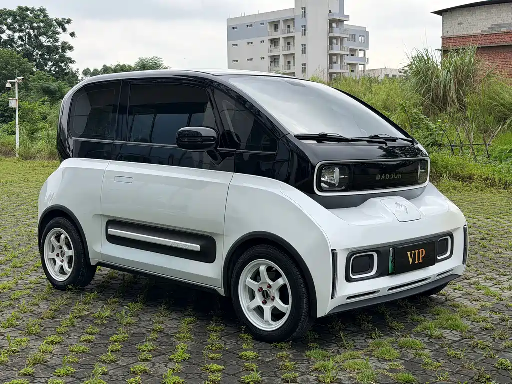 Baojun E300 2020 Plus