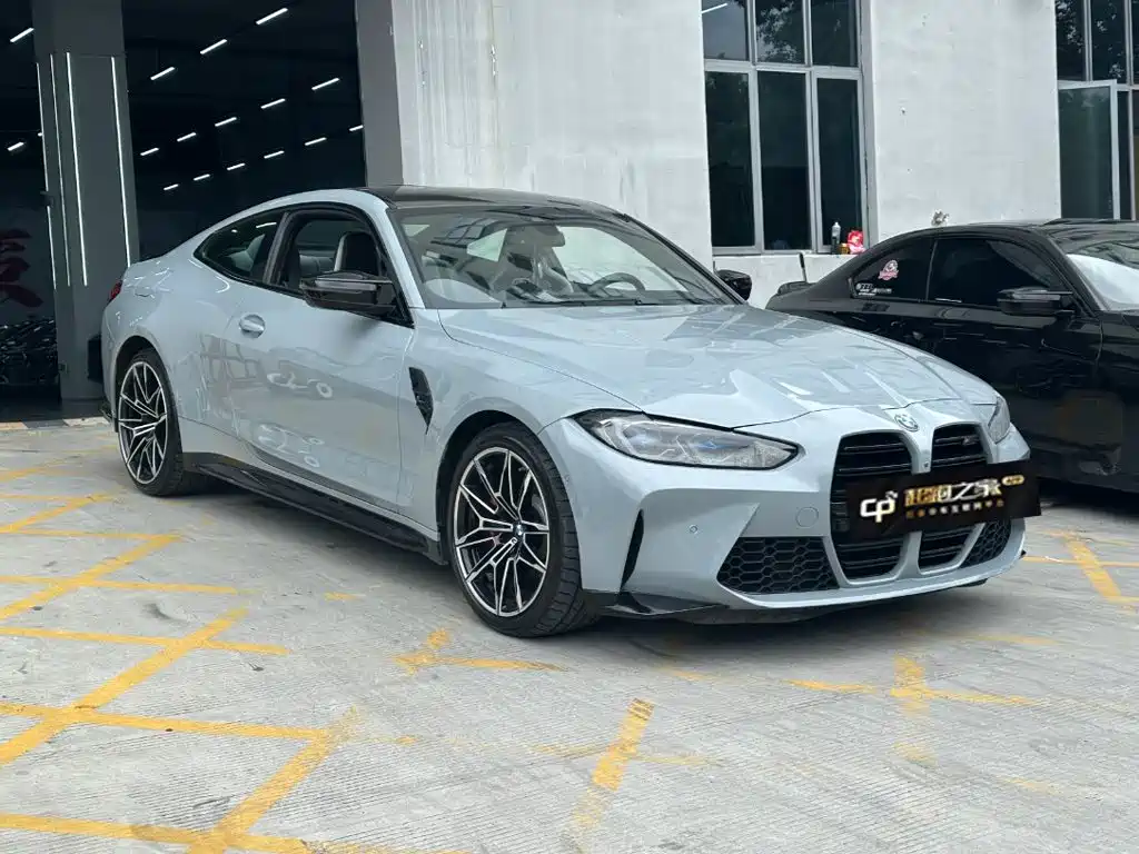 BMW M4 — миниатюра 3