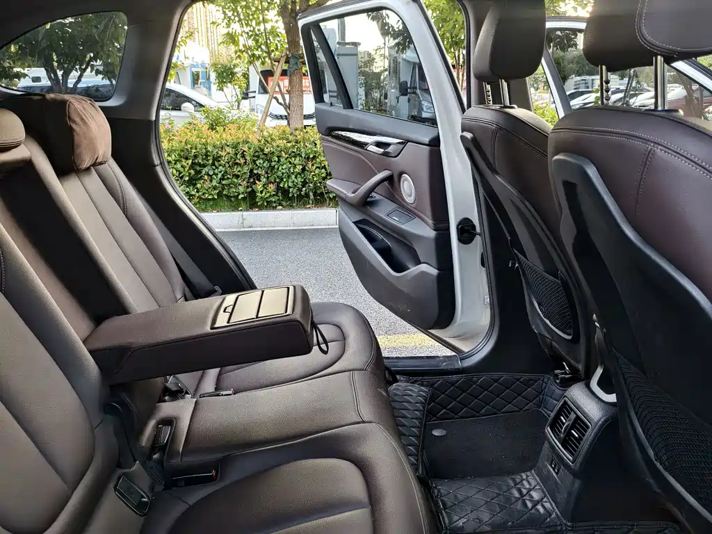 BMW X1 — миниатюра 11