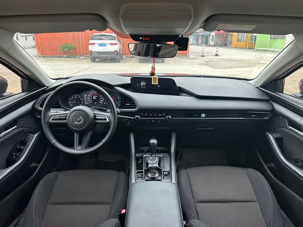 Mazda 3 Axela — миниатюра 6
