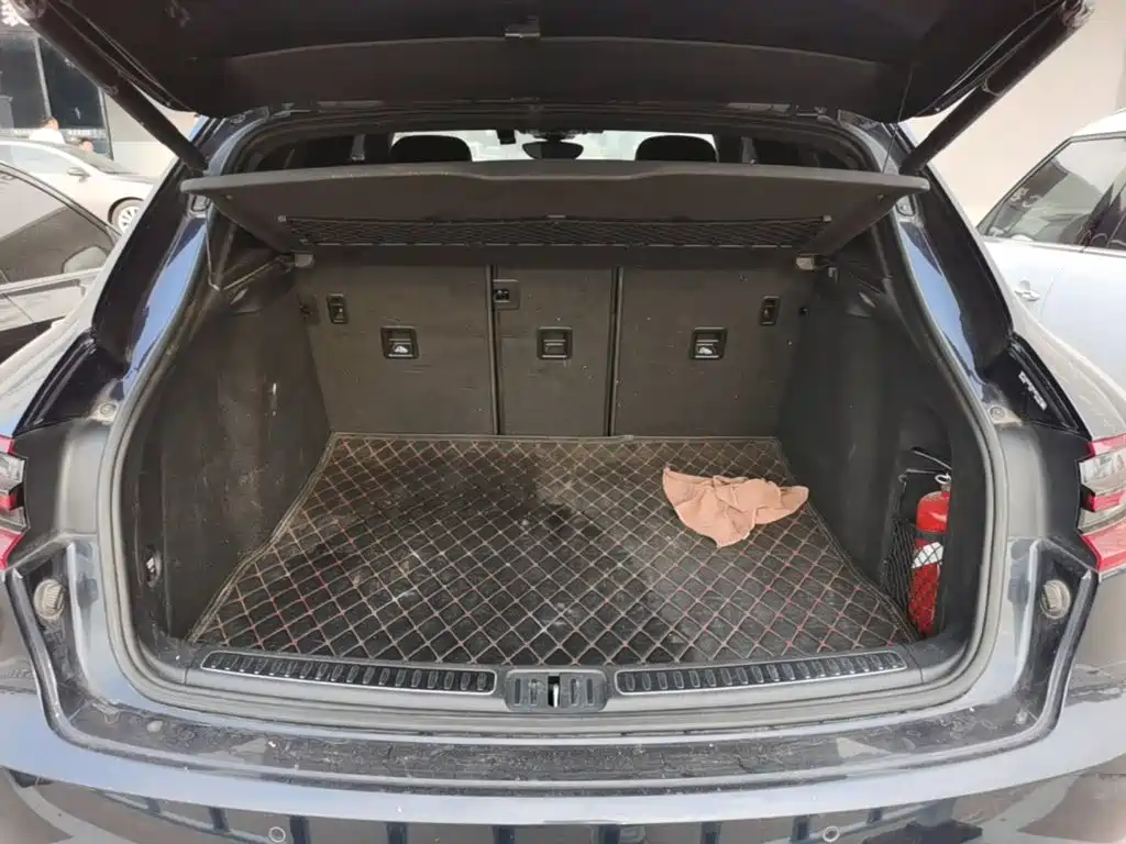 Porsche Macan — миниатюра 19
