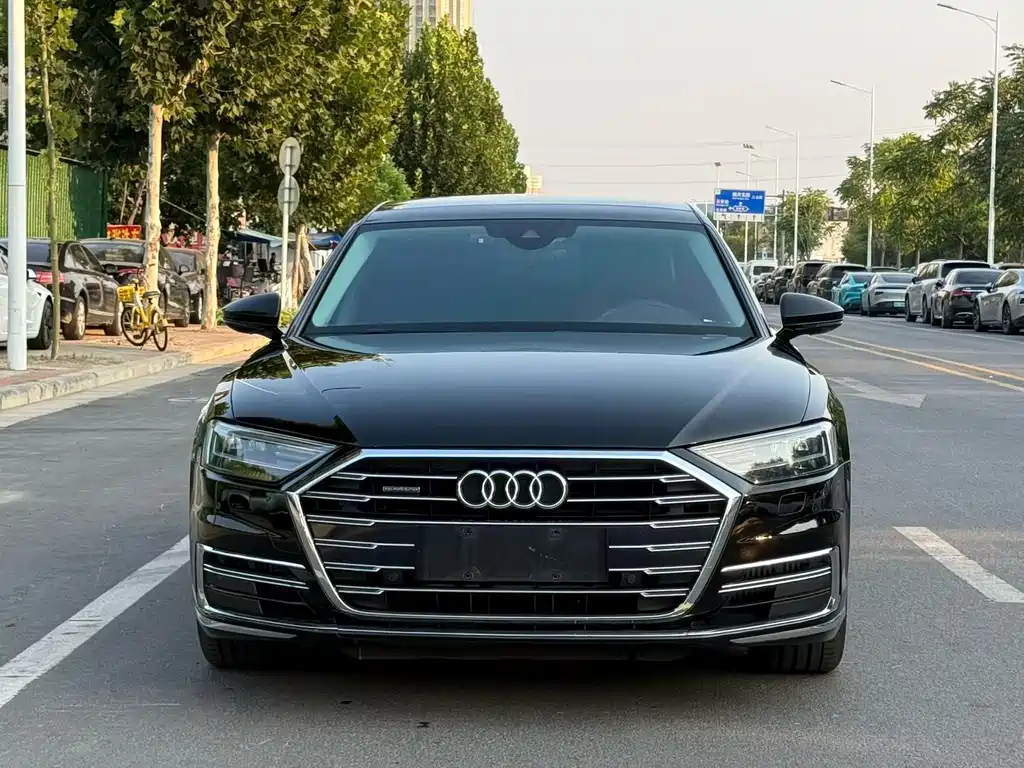 Audi A8 — миниатюра 2