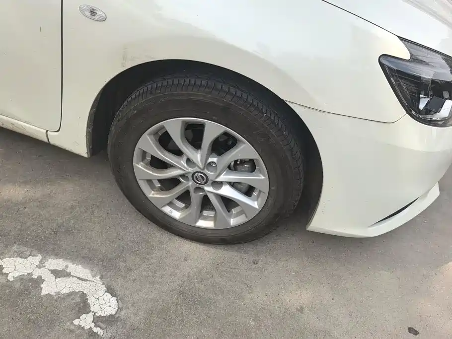 Nissan Sylphy — миниатюра 6