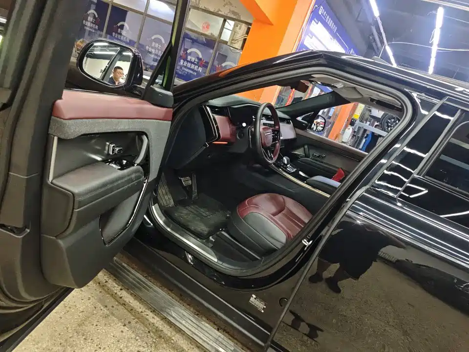 Land Rover Sport — миниатюра 5