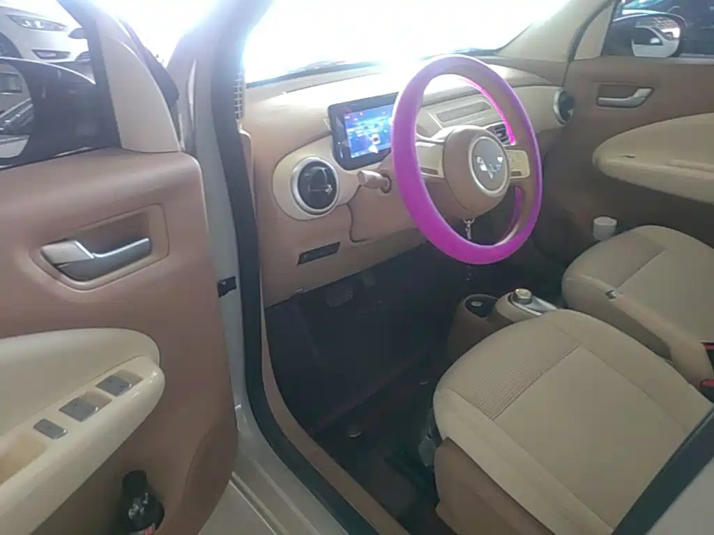 Wuling MINIEV — миниатюра 16