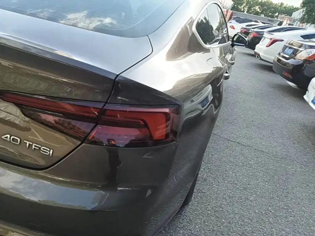 Audi A5 (Import) — миниатюра 8