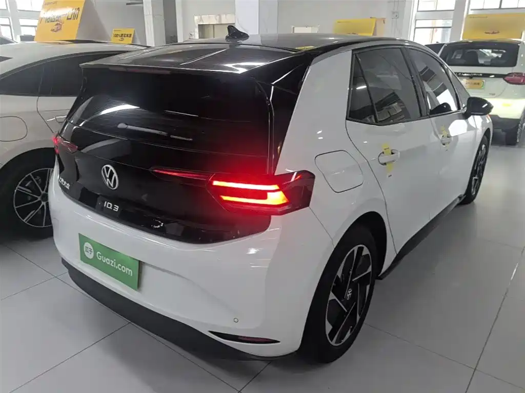 Volkswagen ID.3 2025 Smart