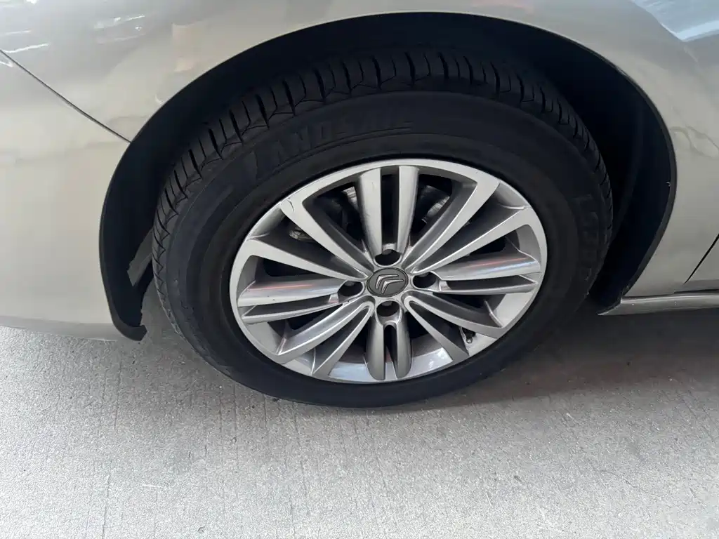 Citroen C4L — миниатюра 9