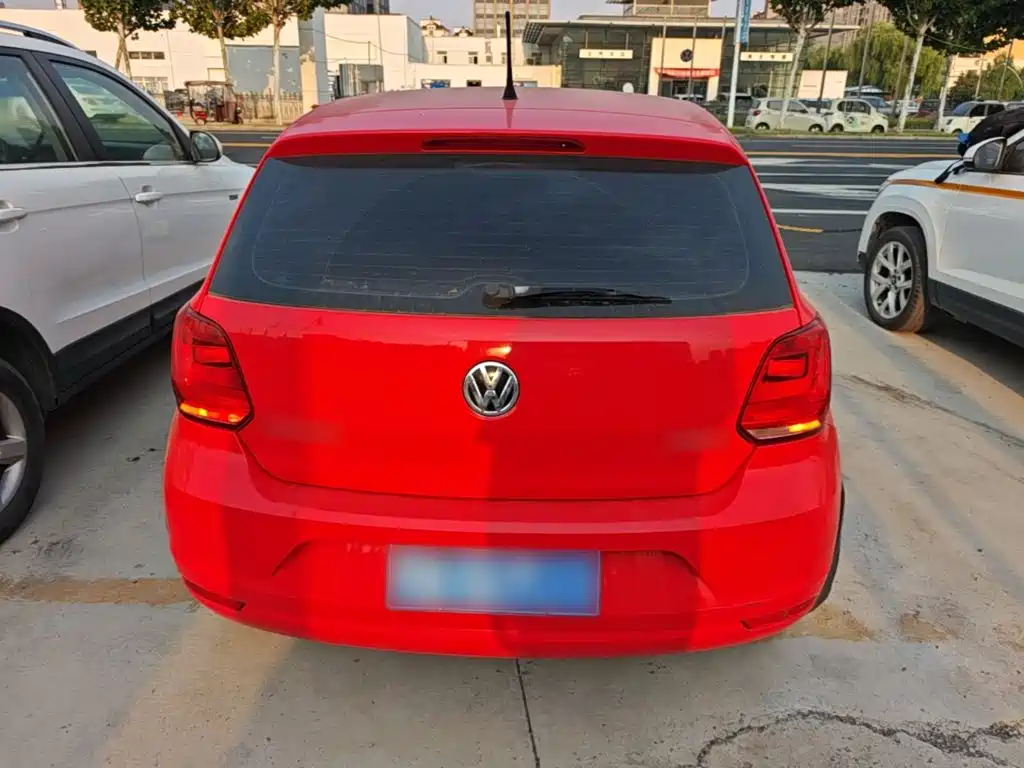 Volkswagen Polo — миниатюра 6