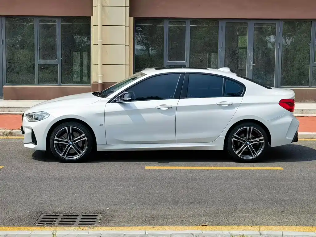 BMW 1 Series — миниатюра 6