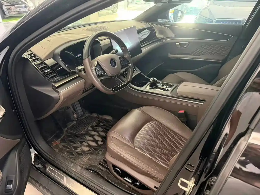 BYD Han — миниатюра 7