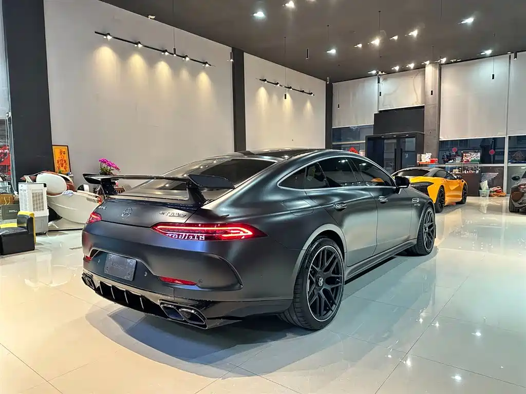 MERCEDES-BENZ AMG GT