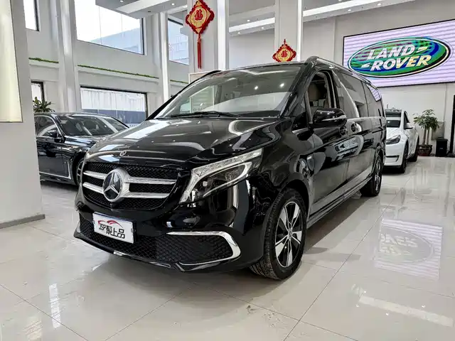MERCEDES-BENZ V CLASS