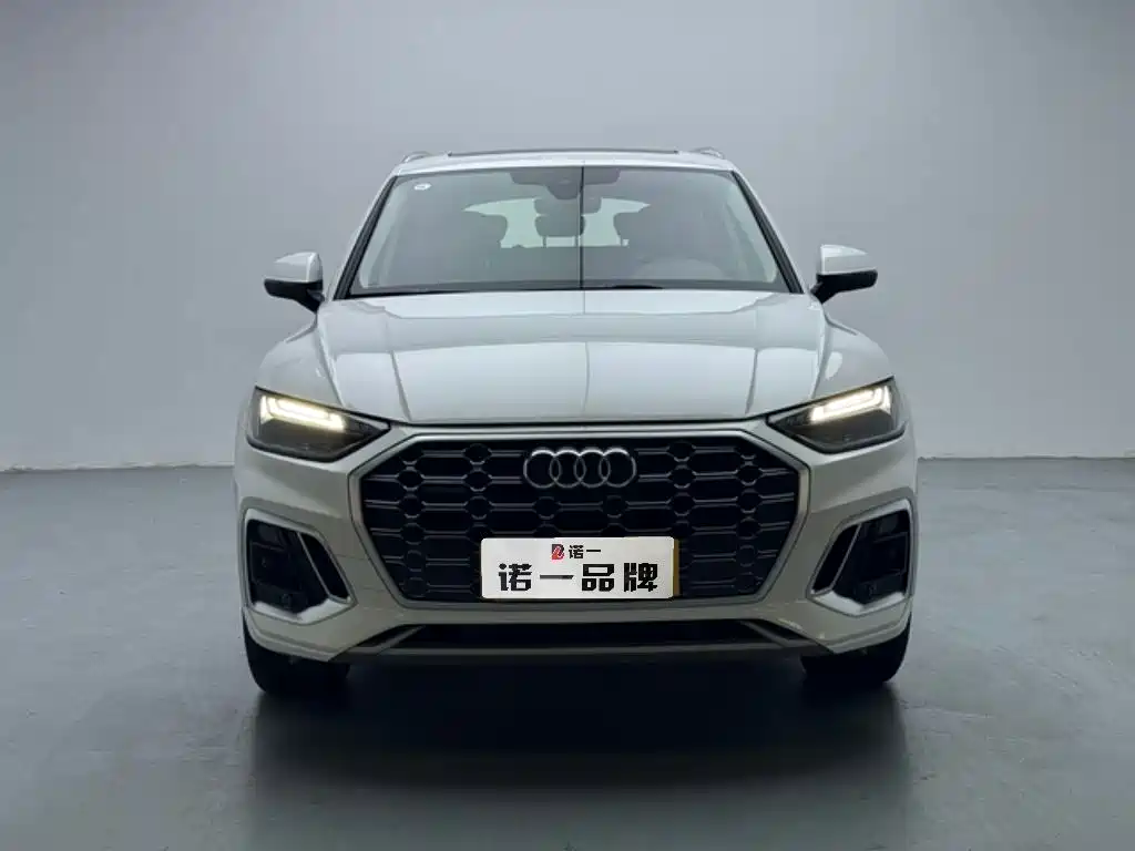 Audi Q5L 40 TFSI Fashion Dynamic Type, фото 2