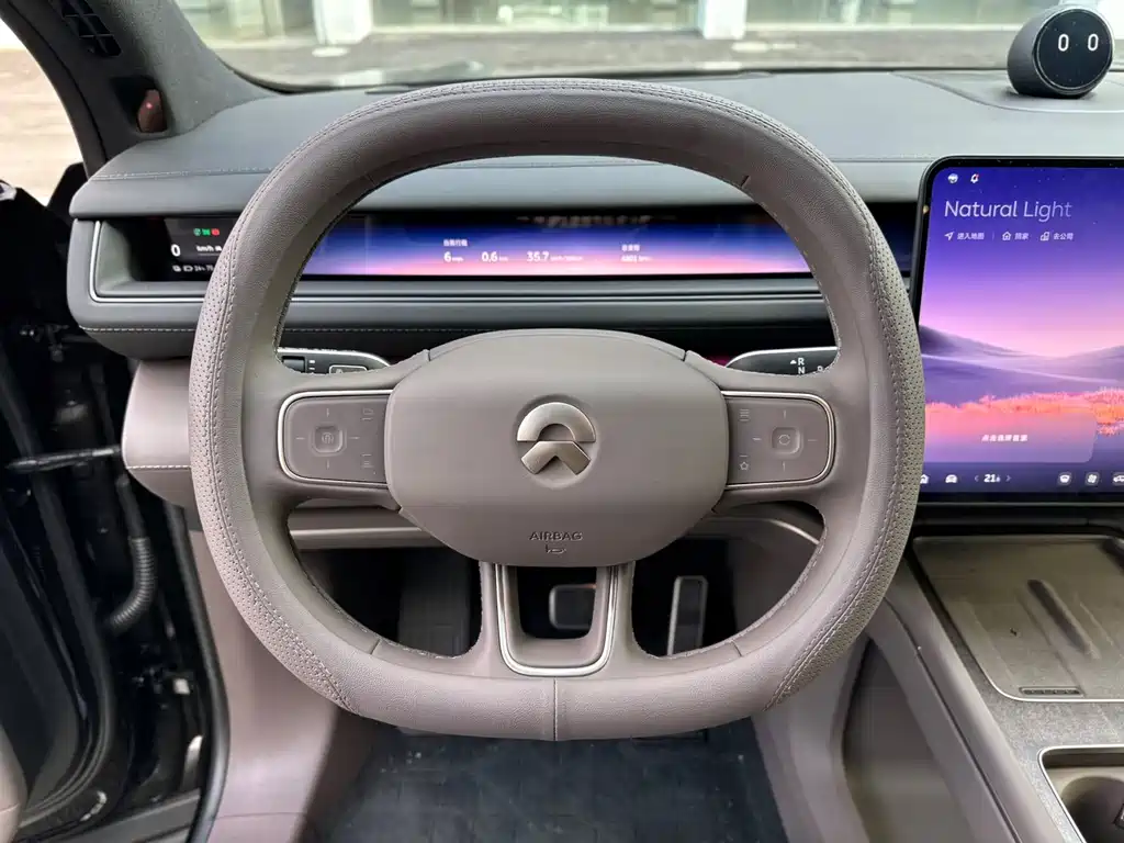 NIO ES8 — миниатюра 14
