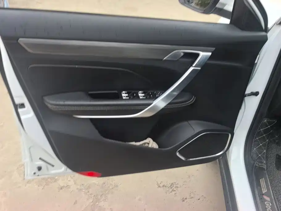 Geely Boyue — миниатюра 7