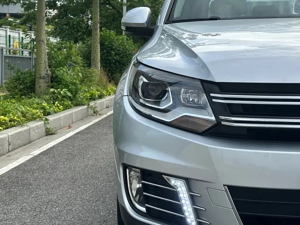 Volkswagen Tiguan 1.8TSI Auto 2WD Luxury Type, фото 4