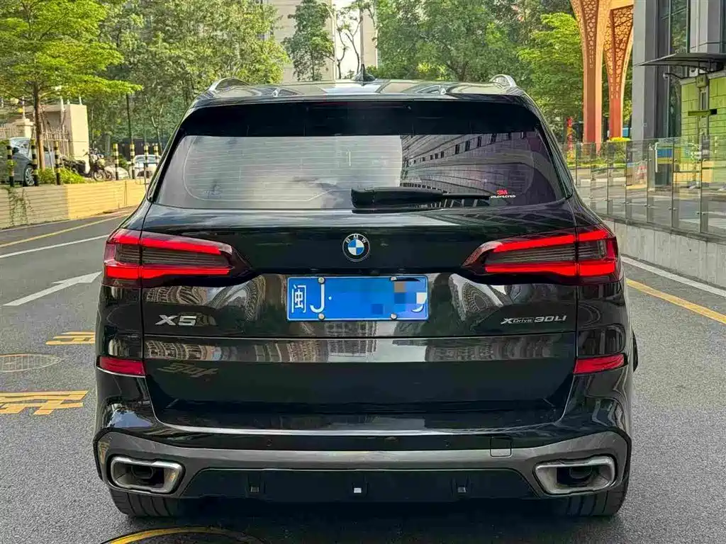 BMW X5 — миниатюра 5