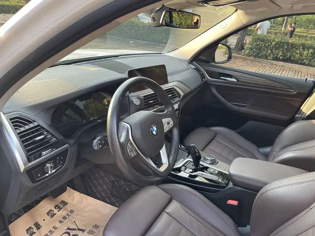 BMW X3 — миниатюра 11