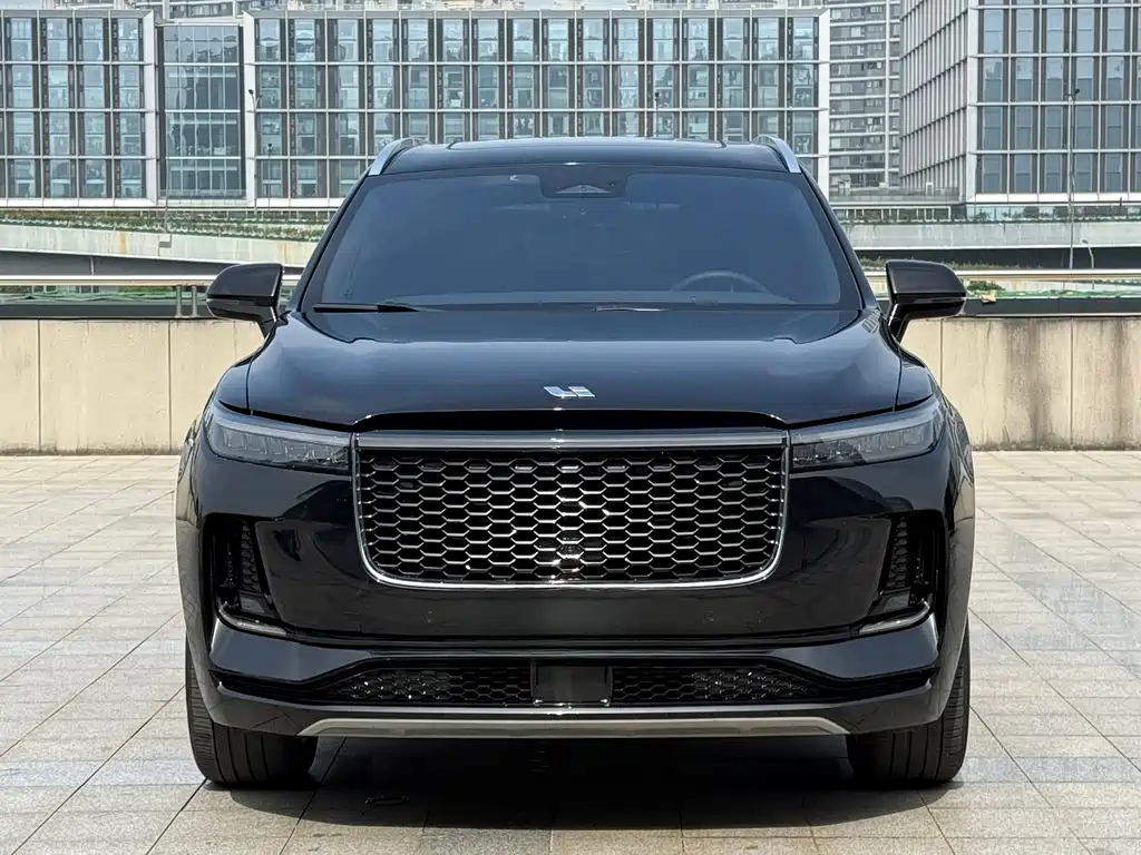 Li Auto Li ONE — миниатюра 2