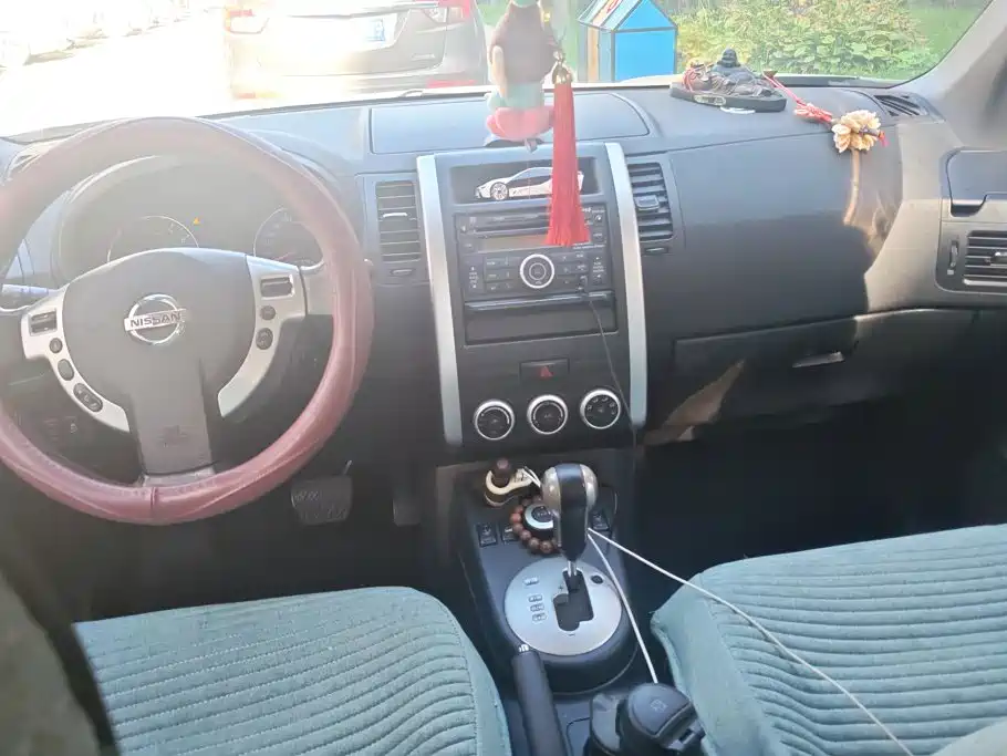 Nissan X-Trail — миниатюра 12