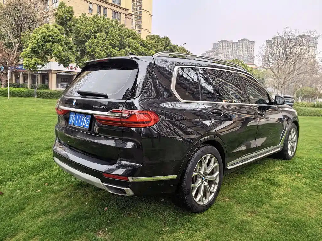 BMW X7 2022 xDrive40i Lead Luxury
