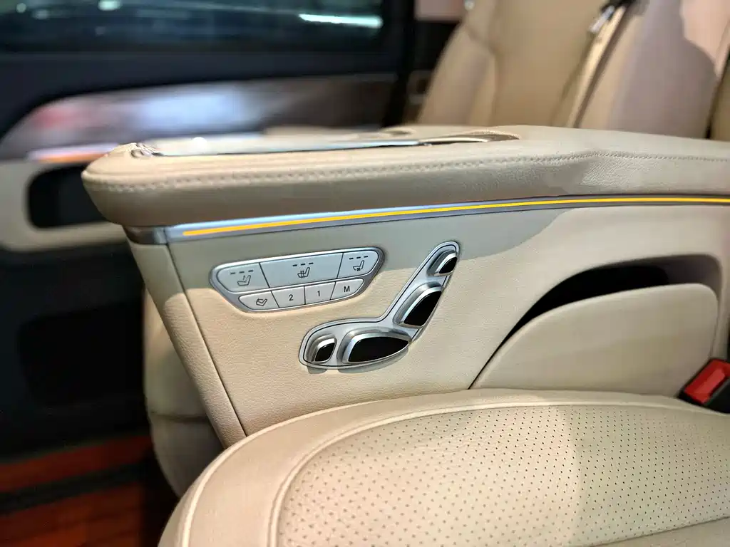 MERCEDES-BENZ V CLASS