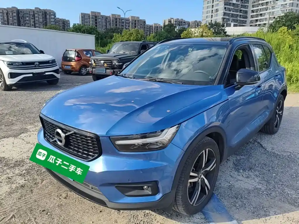 Volvo XC40 — миниатюра 2