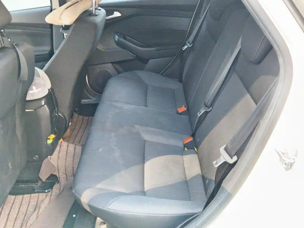 Ford Focus — миниатюра 18