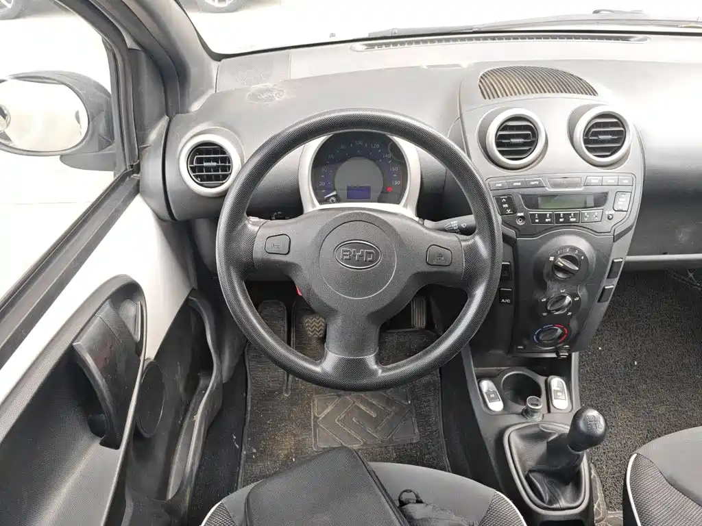 BYD F0 — миниатюра 6