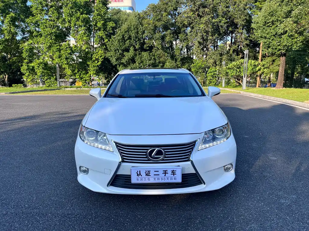 Lexus ES — миниатюра 2