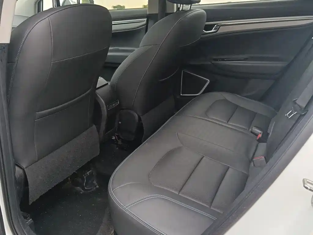 Geely GSe — миниатюра 9