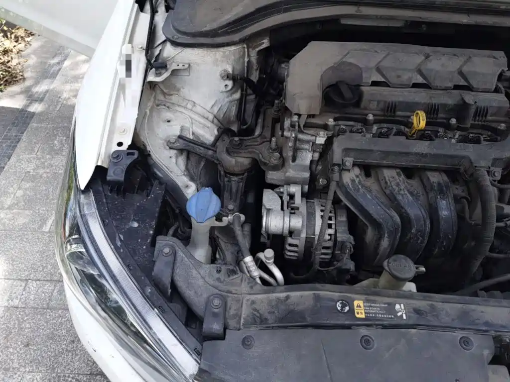 Hyundai Elantra — миниатюра 21