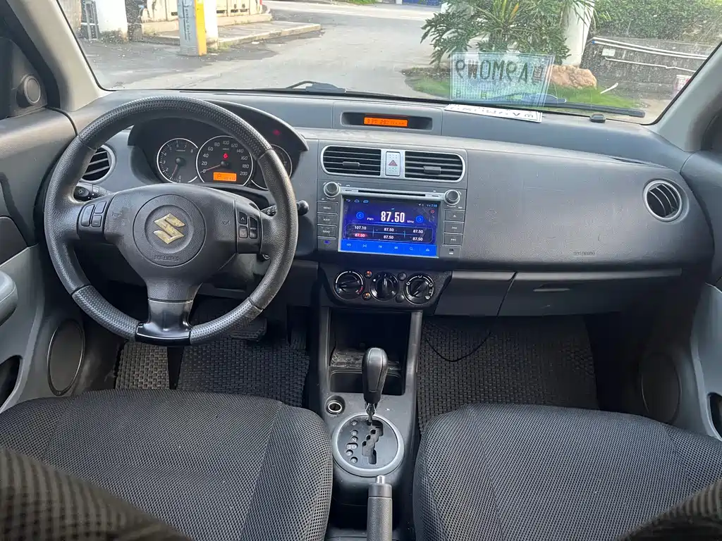 Suzuki Swift — миниатюра 13