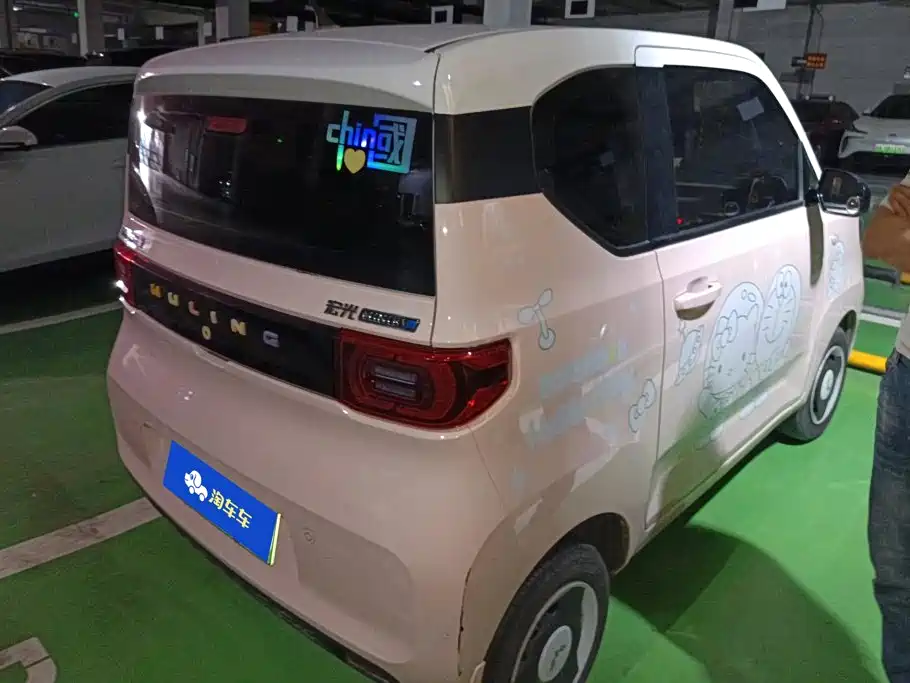 Wuling MINIEV — миниатюра 3