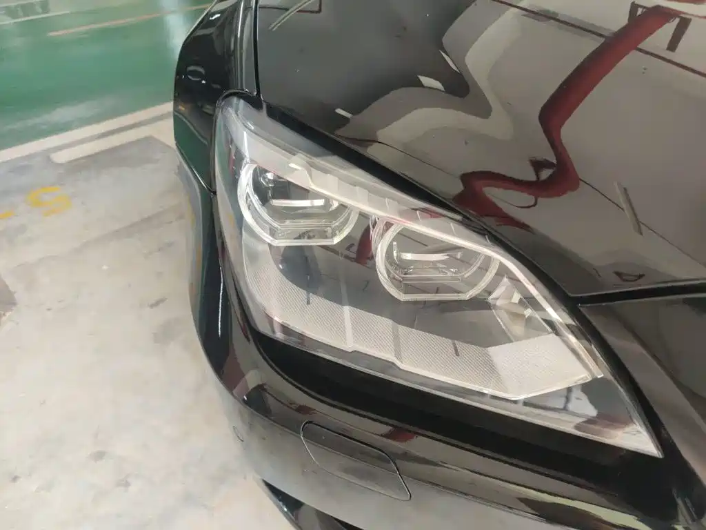 BMW M6 — миниатюра 7