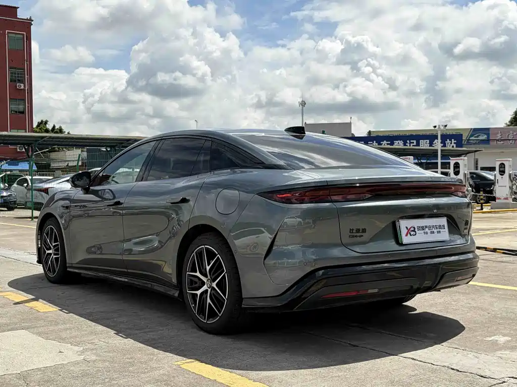 BYD Han L 2025 DM-p Flagship