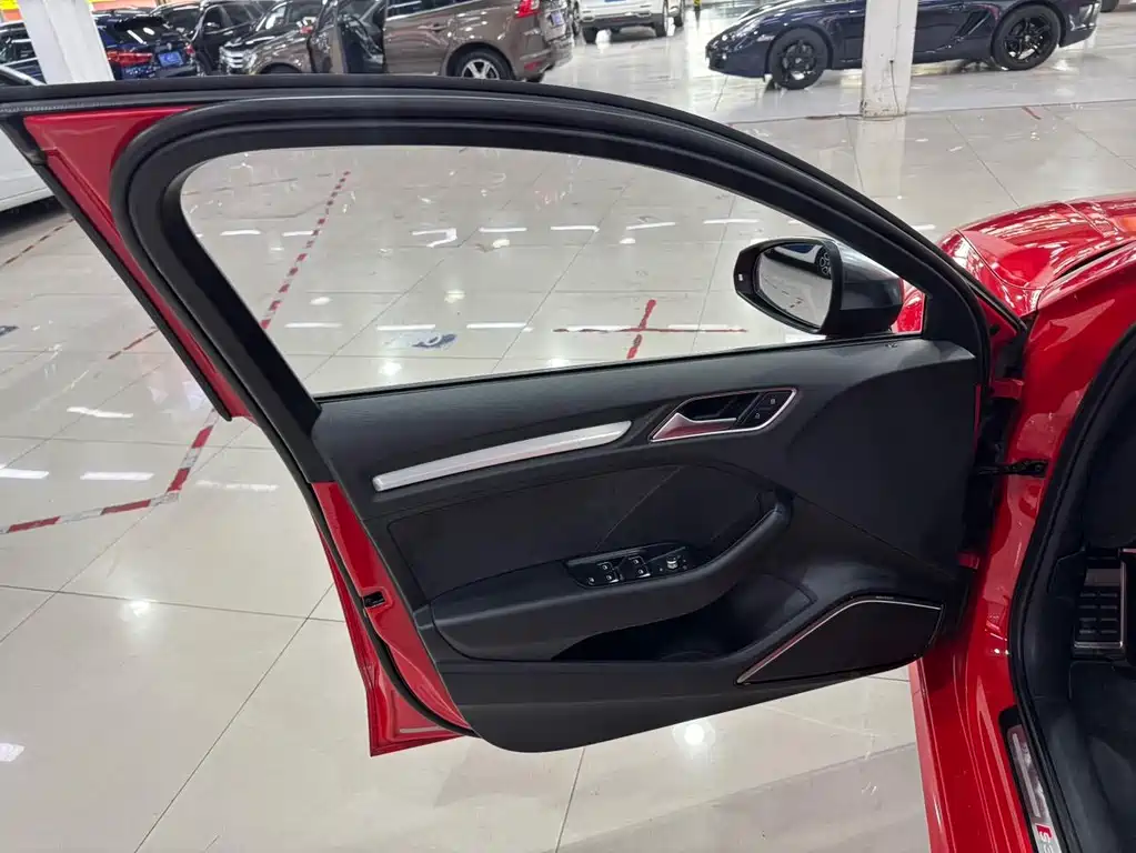 Audi S3 — миниатюра 16
