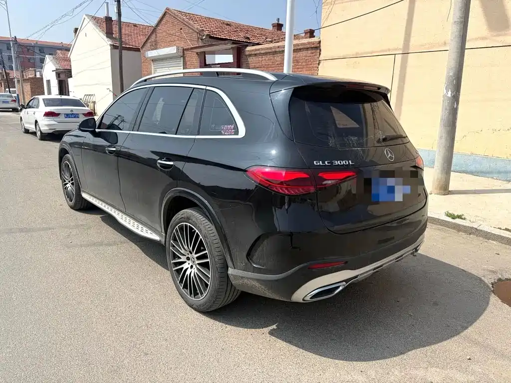 Mercedes-Benz GLC — миниатюра 9