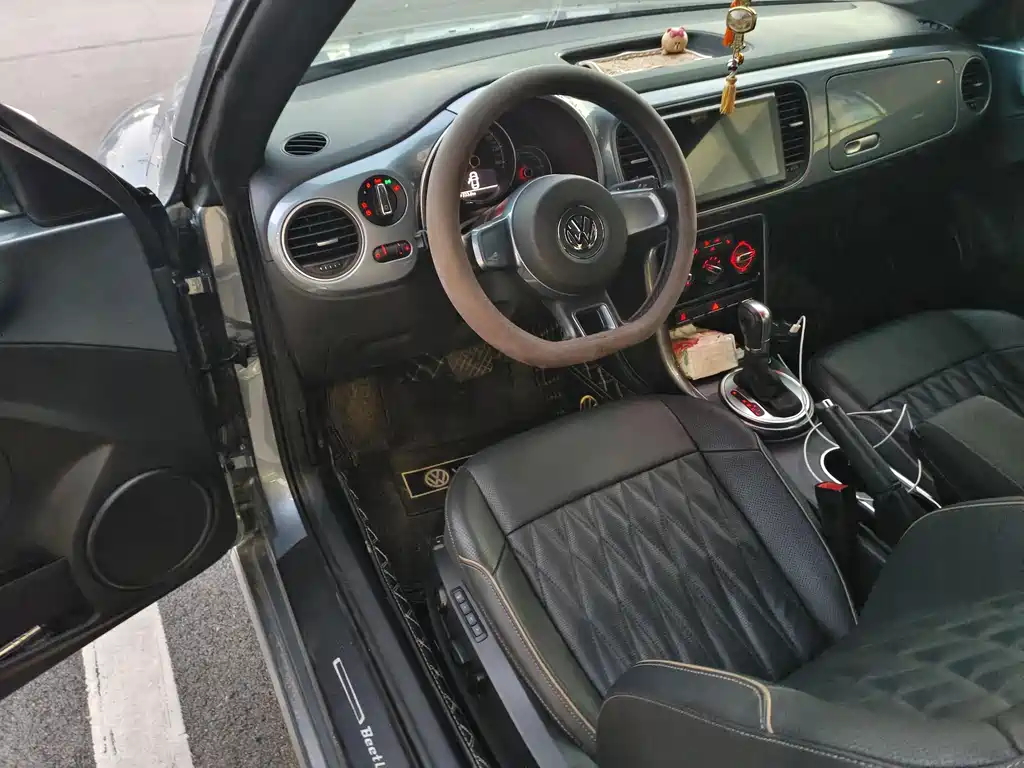 Volkswagen Beetle — миниатюра 7