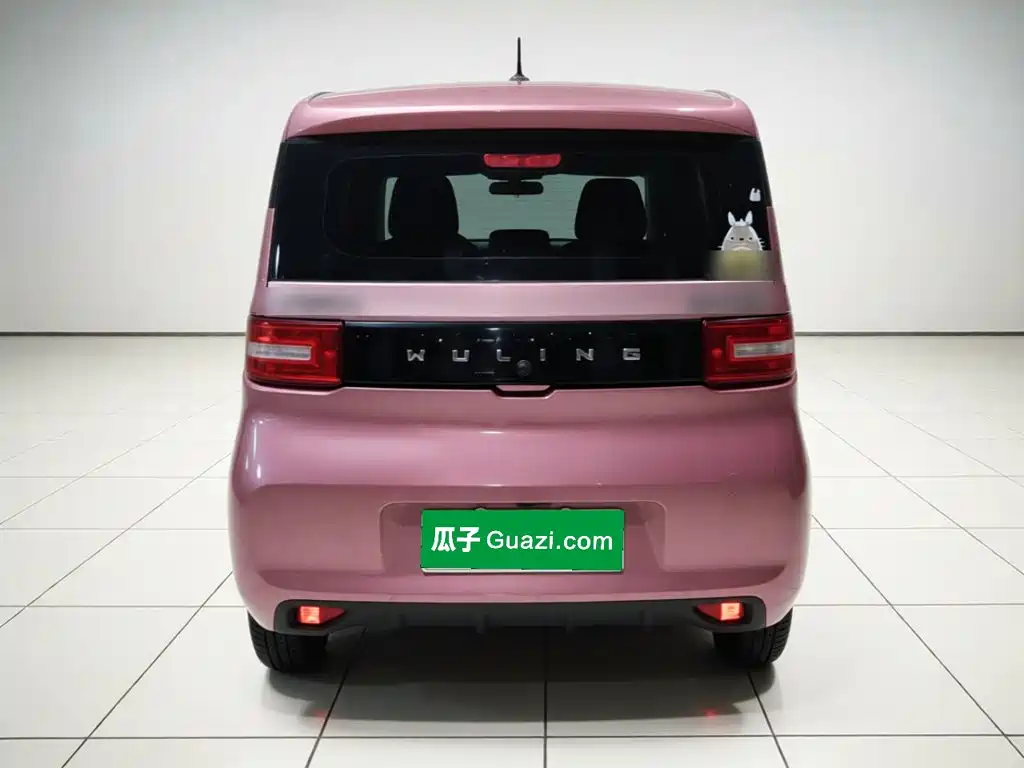 Wuling MINIEV — миниатюра 3