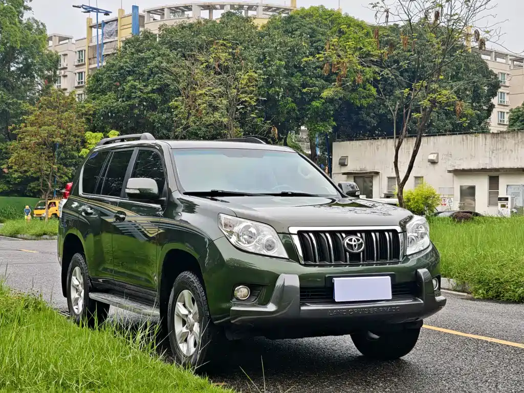 Toyota Land Cruiser Prado 2010 4.0L AT TX