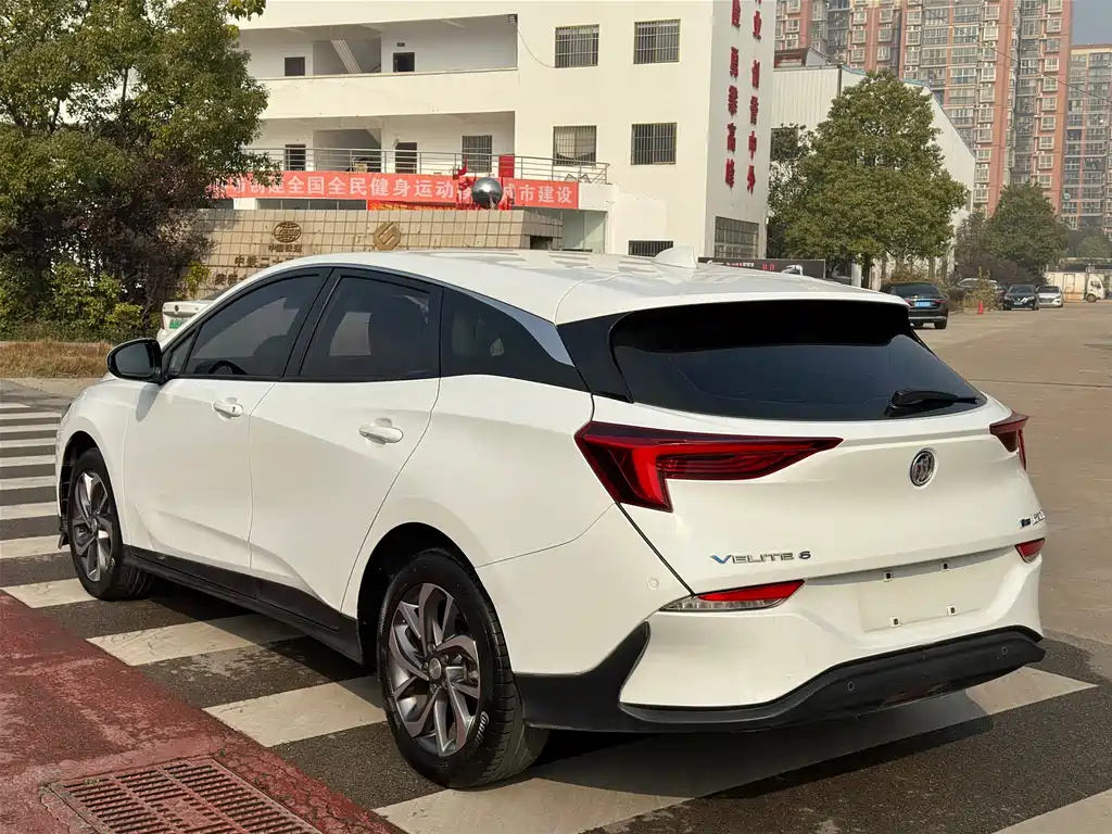 BUICK SLIGHTLY BLUE 6