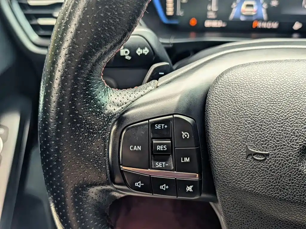 Ford Focus — миниатюра 5